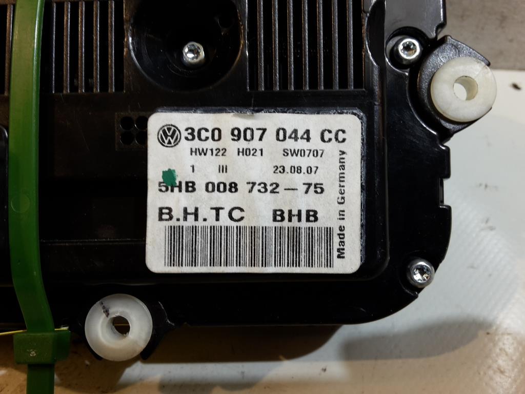 VW Passat 3C BJ 2007 Klimabedienteil Heizbetätigung 3C0907044CC