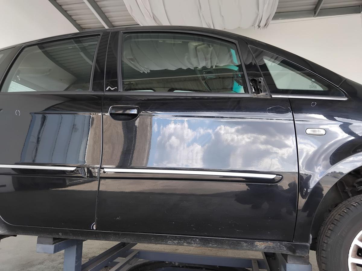 Lancia Musa Tür vorn rechts Beifahrertür BJ2009 schwarzmetallic 601 nero masaccio