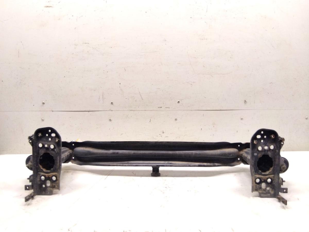 VW Touareg 2 7P original Tr&auml;ger Verst&auml;rkung Sto&szlig;f&auml;nger vorn 7P0807109D Bj.2013