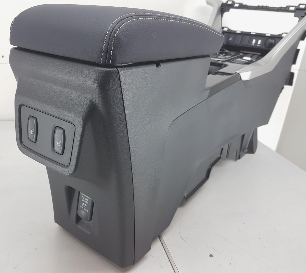 Mitsubishi Eclipse Cross Mittelkonsole Bj2023 Mittelarmlehne Zierleisten