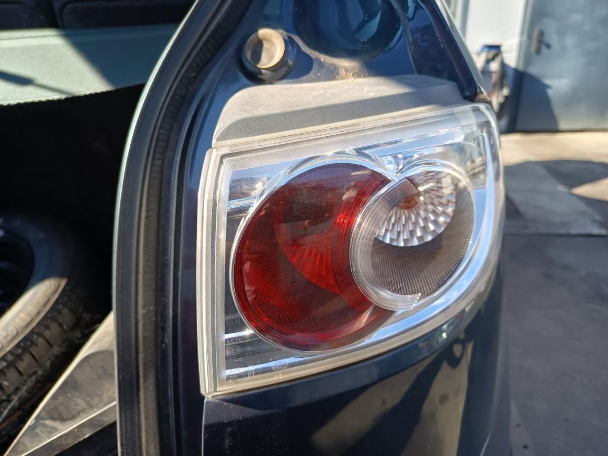 Mazda 2 DY original Rückleuchte rechts Heck/Schluss/Licht Bj 2006
