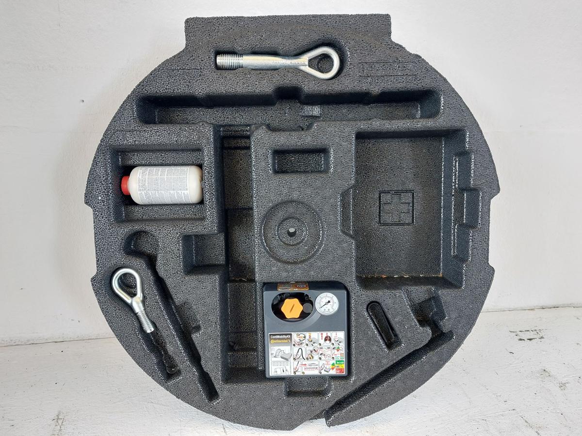 Nissan Qashqai J11 Schaumstoffeinleger Kofferraum Reserveradmulde