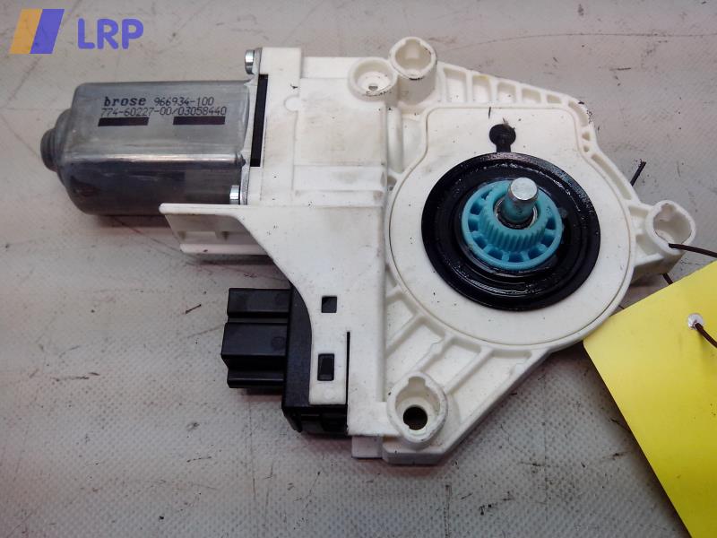 Audi A4 8K B8 original Fensterhebermotor vorn rechts 8K0959802