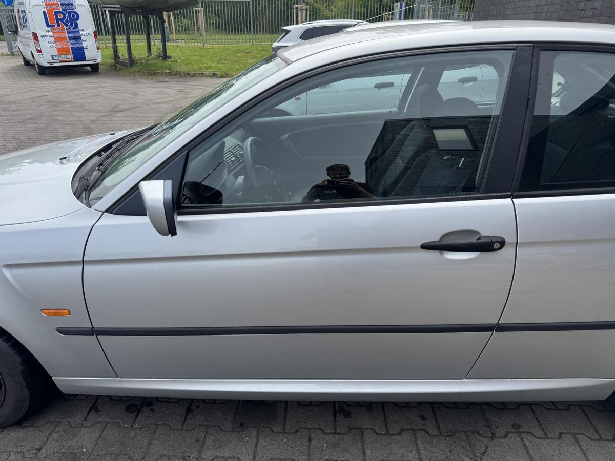 BMW 316TI original T&uuml;r vorn links 354/7 Titansilber Metallic 3 T&uuml;rer Rohbau Bj.2003