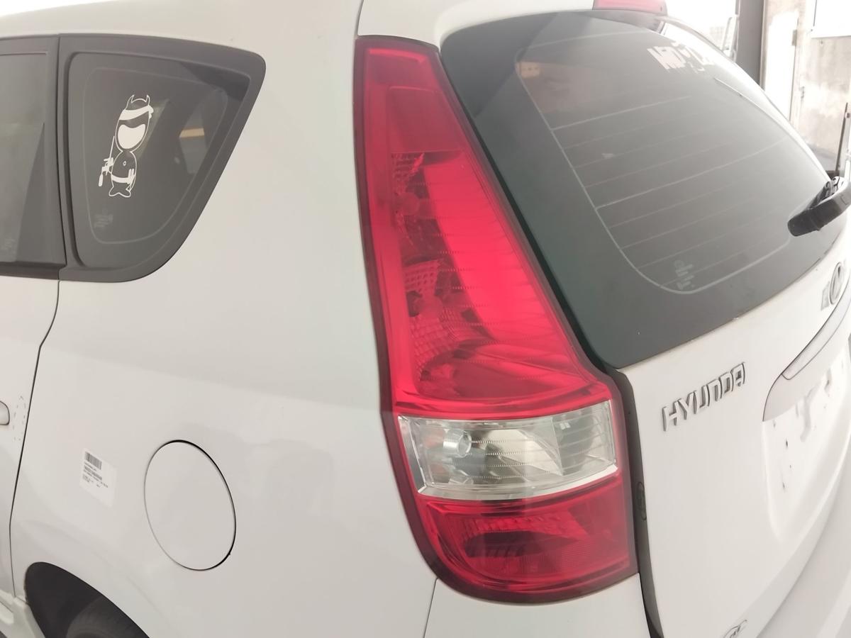Hyundai i30 CW Kombi FD original Rückleuchte Heckleuchte links BJ2010
