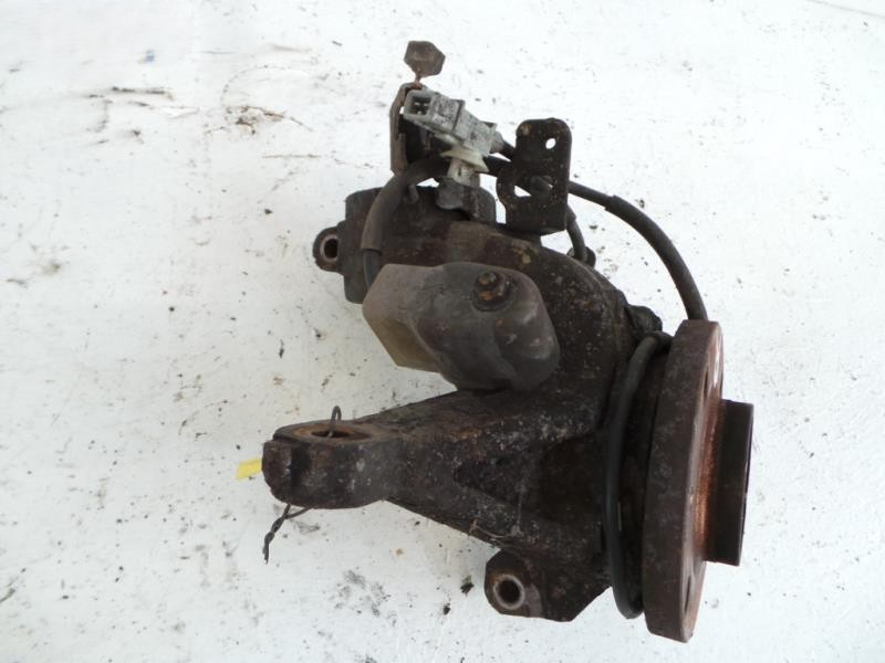 Citroen Xsara N6 Bj 99 Achsschenkel Radlagergeh&auml;use vorn rechts ABS 1,8 81kw