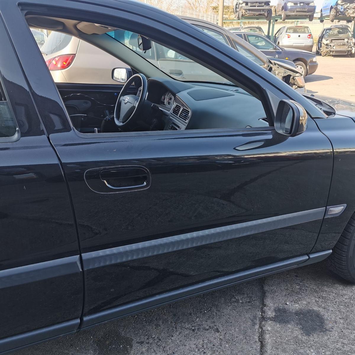 Volvo S60 RS Beifahrertür Tür Autotür Rohbautür vorn rechts 01900 Black Stone