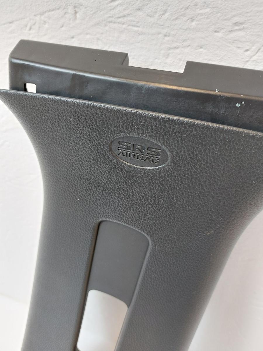 Mitsubishi Eclipse Cross GK0 ab21 Innenverkleidung B S&auml;ule rechts oben schwarz