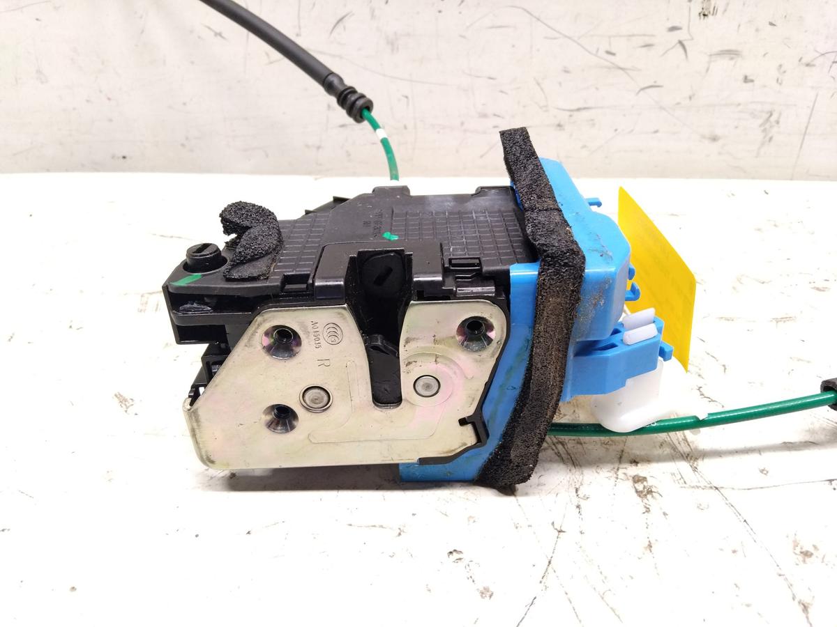 Hyundai i30 Kombi GD orig T&uuml;rschlo&szlig; hinten rechts mit Zentralverriegelung BJ2015