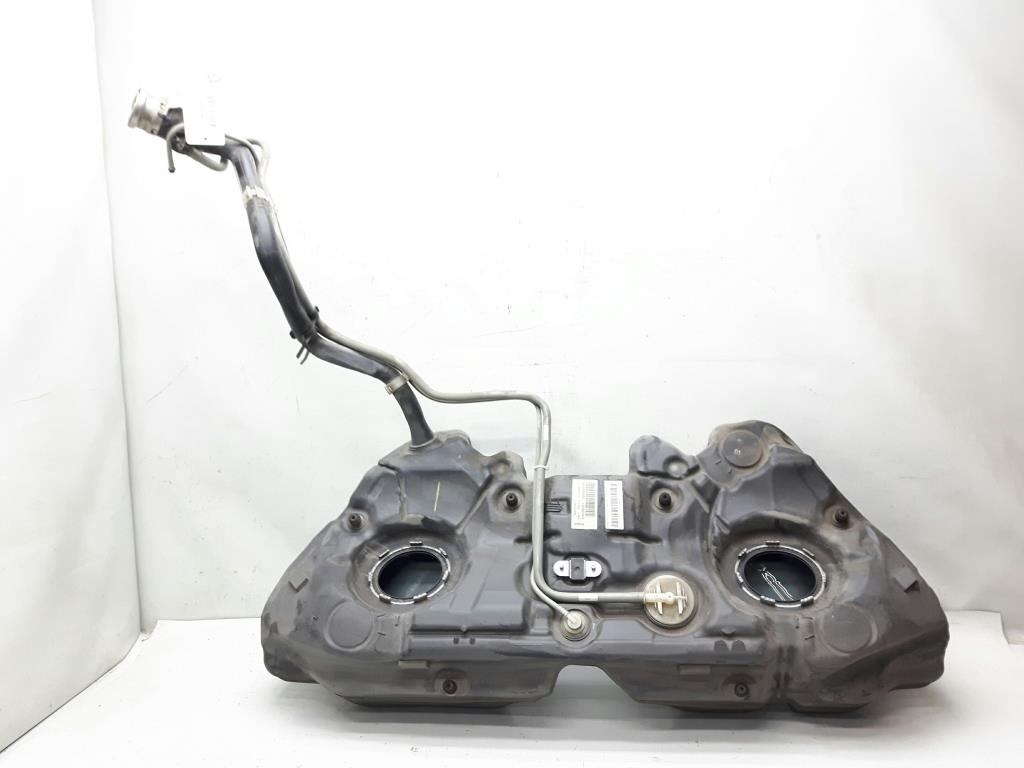 Mercedes CLS original Tank Kraftstoffbehälter 3.0TD 195kw *642854*