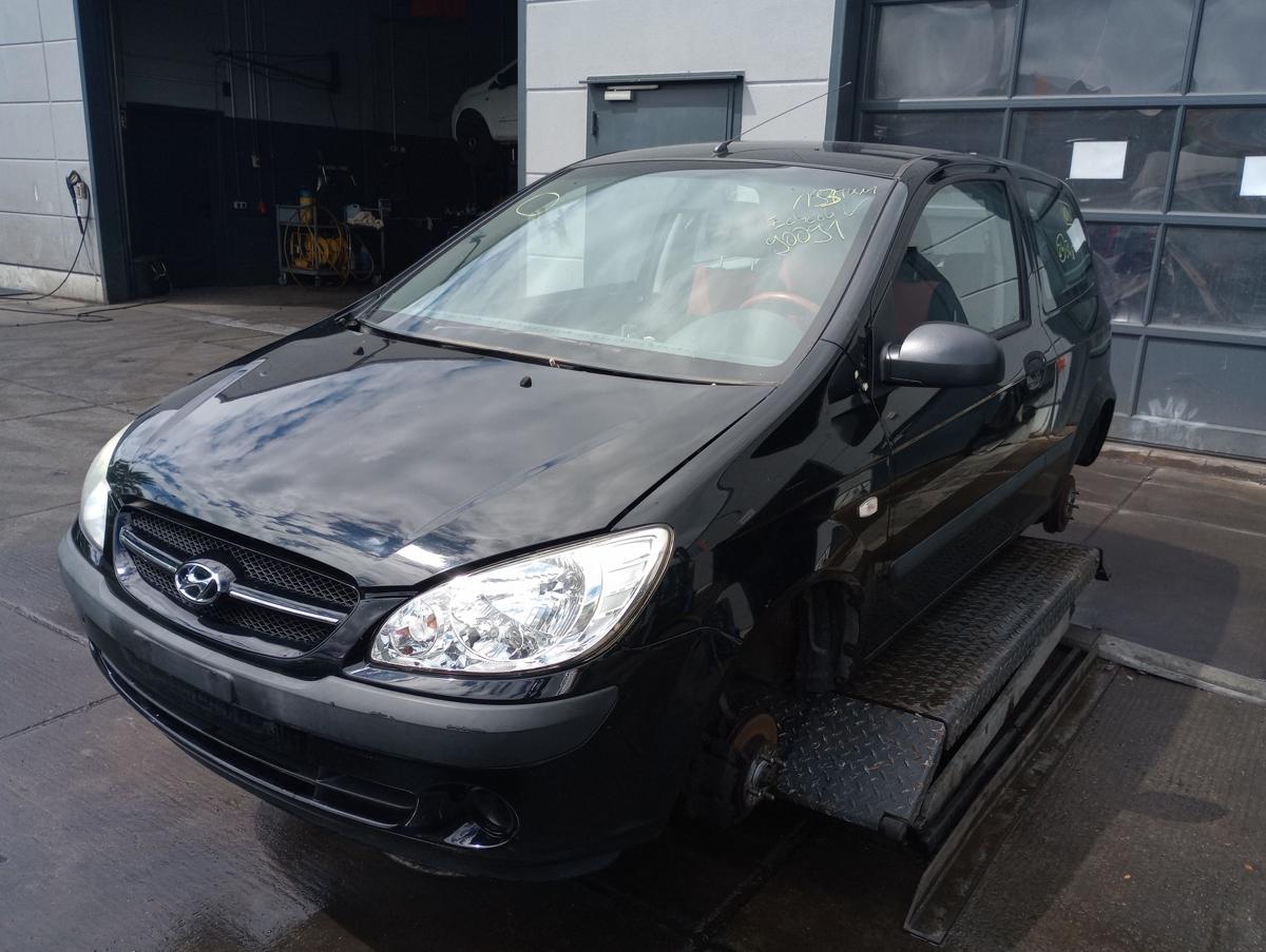 Hyundai Getz orig Wischermotor vorn 981001C100 mit Gestänge Bj 2008