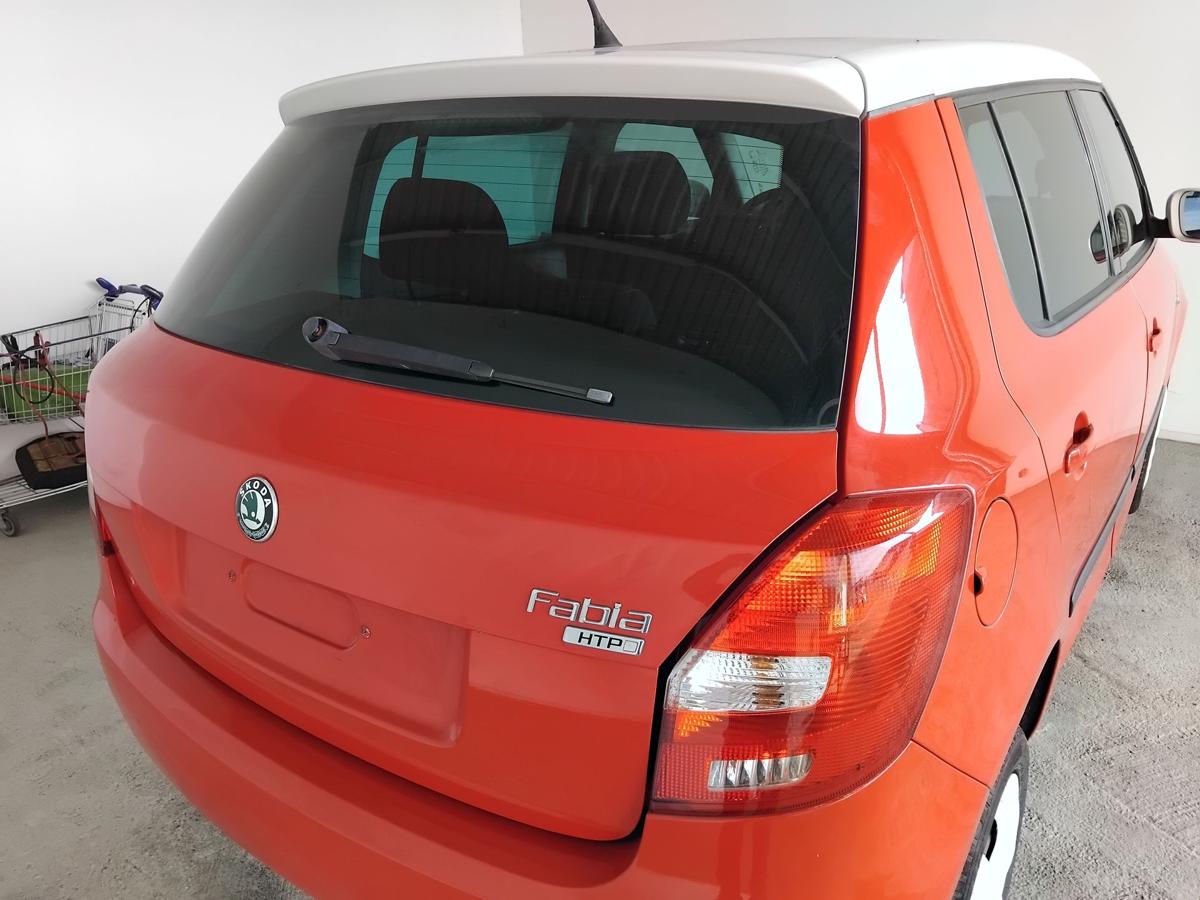 Skoda Fabia 2 5J Fließheck Heckklappe corridarot 8151 mit Heckscheibe BJ2009 Skoda Fabia 2 5J Fließheck Heckklappe corridarot 8151 mit Heckscheibe BJ2009