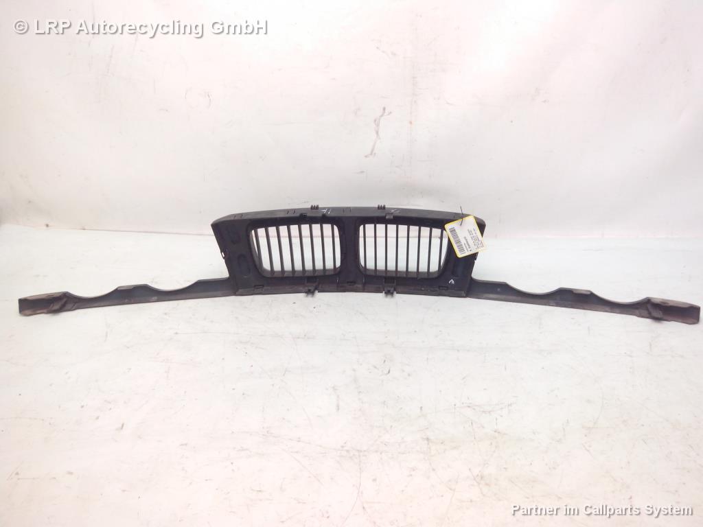 Kuehlergrill 51138148727 BMW 5-Er (E34) (88-95) BJ: 1994