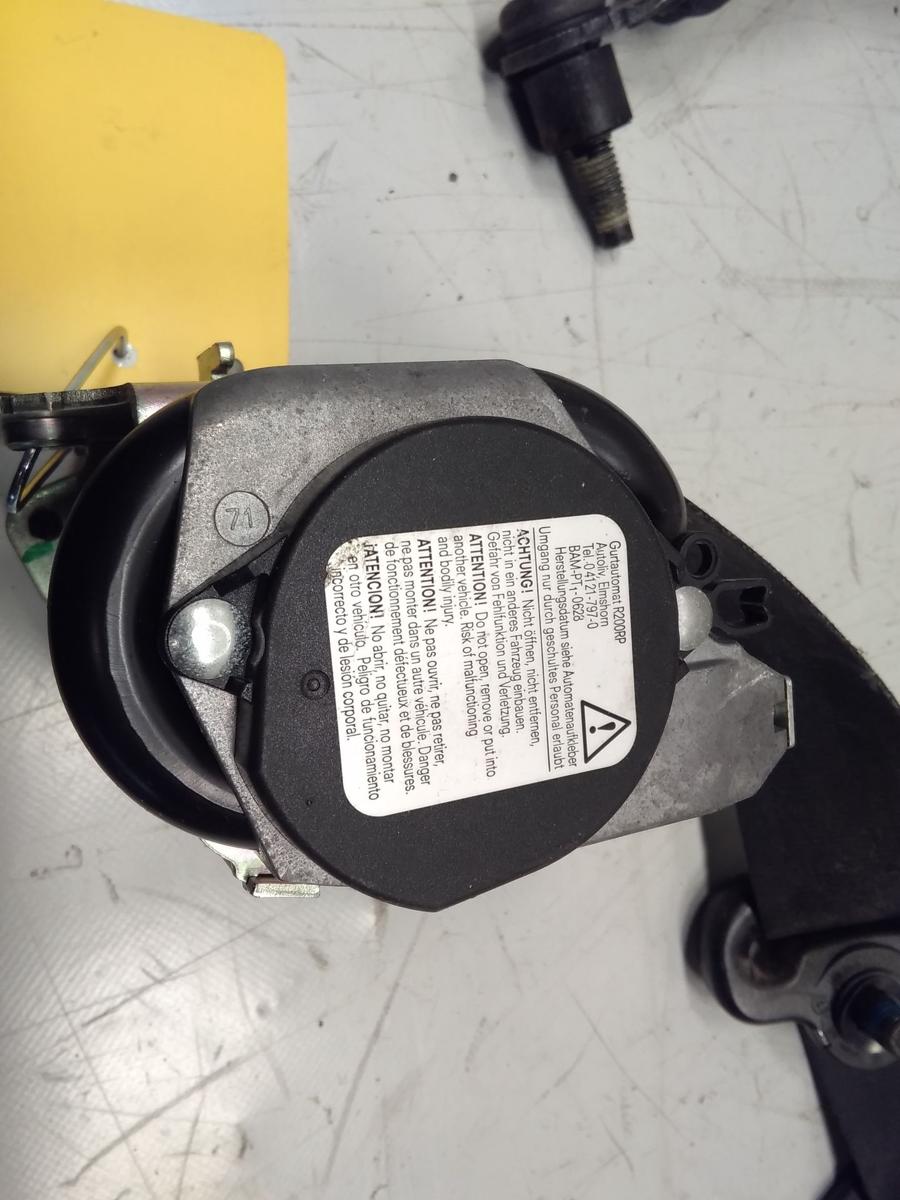 Ford Focus 3 original Sicherheitsgurt vorn links schwarz unfallfrei Bj.2015 BM5161295AEW