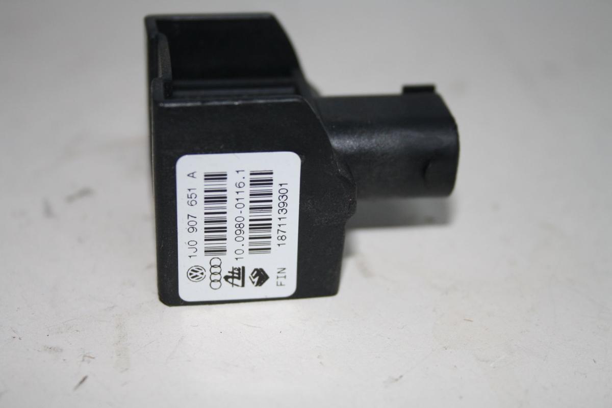 VW Golf IV 4 orig ESP Sensor Gierrate 1J0907651A Bj 2002