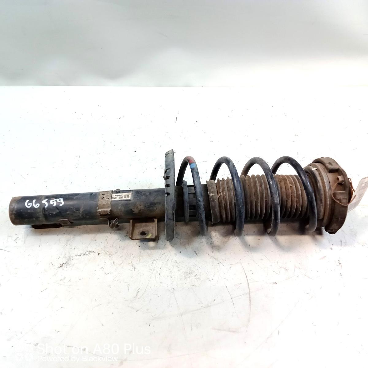 Skoda Fabia Federbein vorn links BJ2001