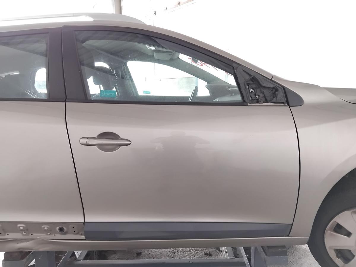 Renault Megane III Grandtour T&uuml;r vorn rechts Beifahrert&uuml;r beigemet. TEHNK BJ2011
