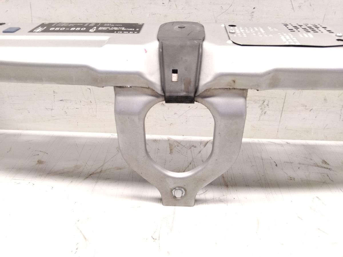 Mercedes Benz E Klasse W210 E200 original Schlosstr&auml;ger Frontmittelteil BJ1997