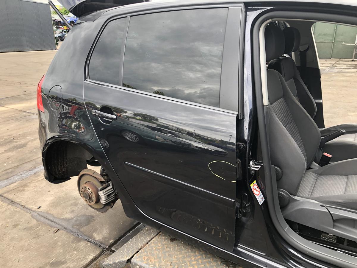 VW Golf V Limo original Tür hinten rechts Fond C9Z Black magic Bj 2008
