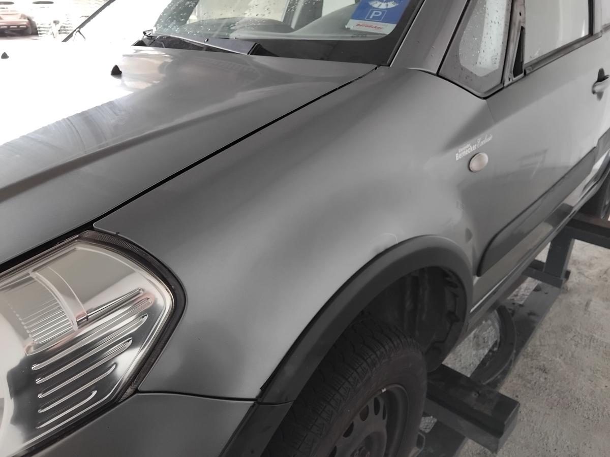 Suzuki SX4 Cross original Kotflügel vorn links für Radlaufverkleidung BJ2009