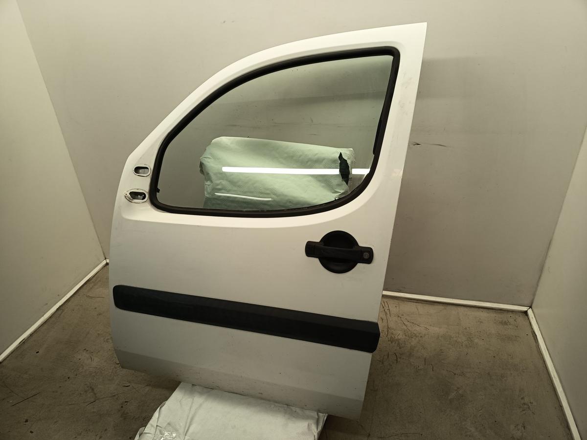 Fiat Doblo 223 original T&uuml;r vorne links wei&szlig; Baujahr 2009