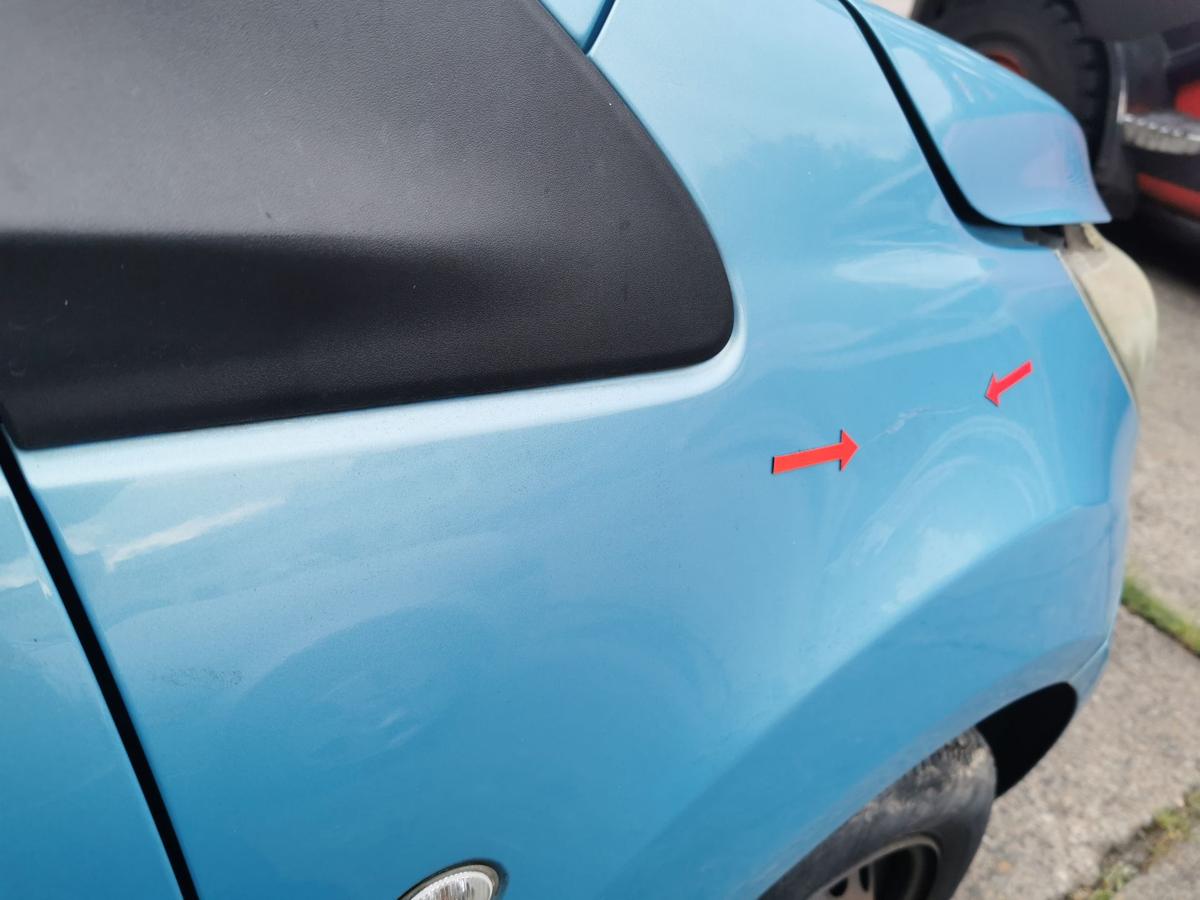 Ford KA RU8 Kotflügel Fender Seitenwand vorn rechts Scuba Blau KRATZER