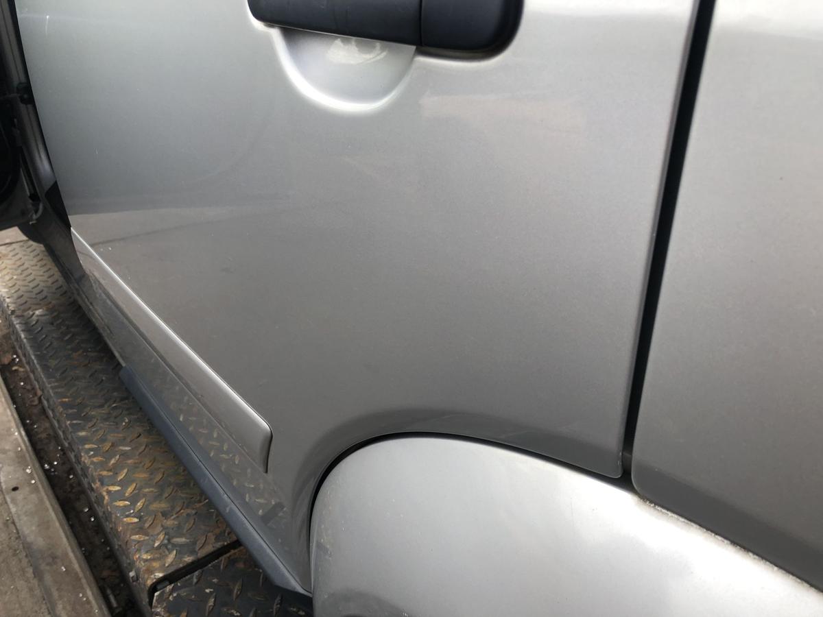 Audi A2 original Tür hinten links Fond Y7W Lichtsilber Bj 2001