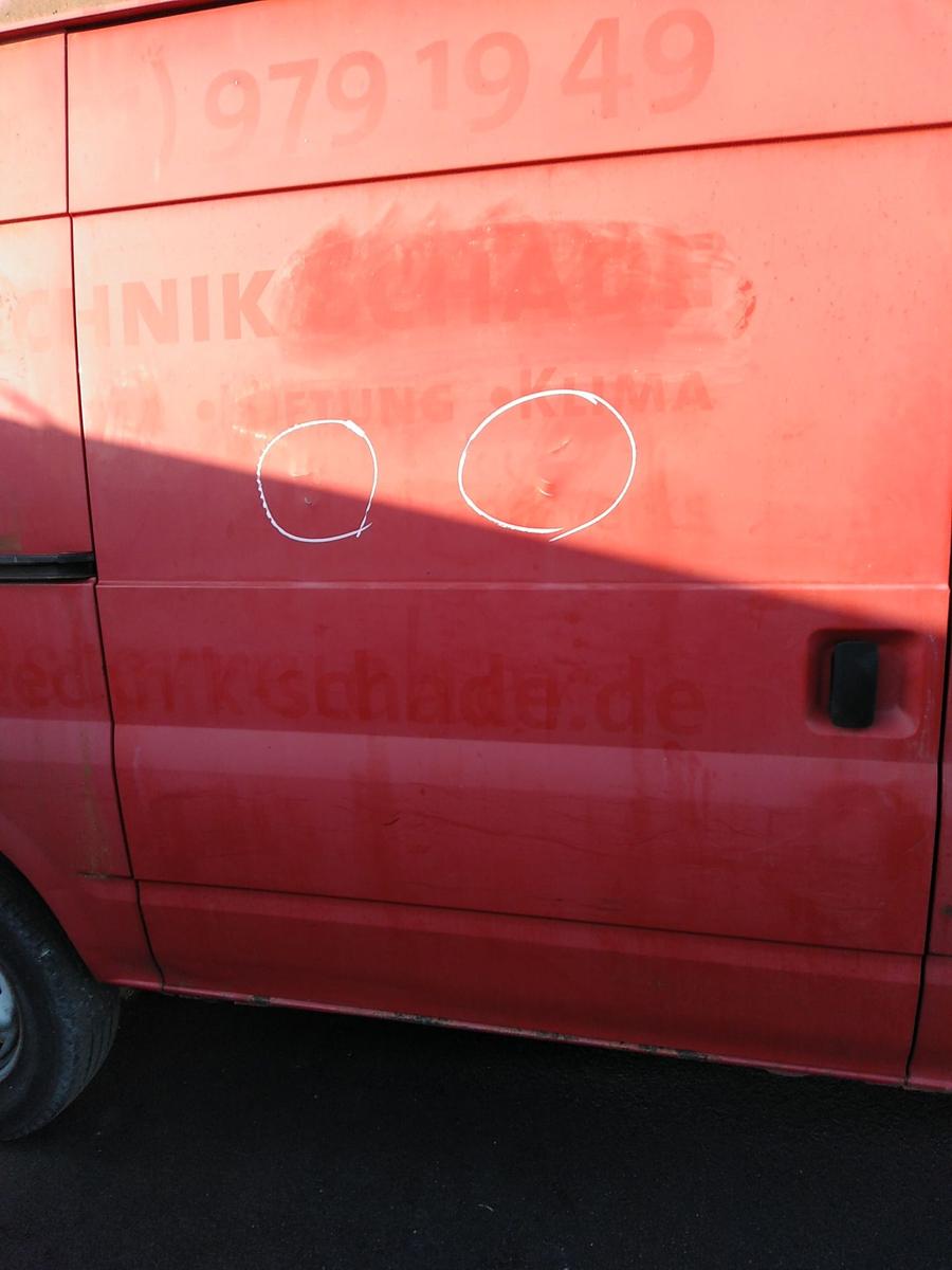 Ford Transit 6 TT9 Schiebet&uuml;r rechts Kasten Mittelhochdach mit M&auml;ngeln Bj.2007