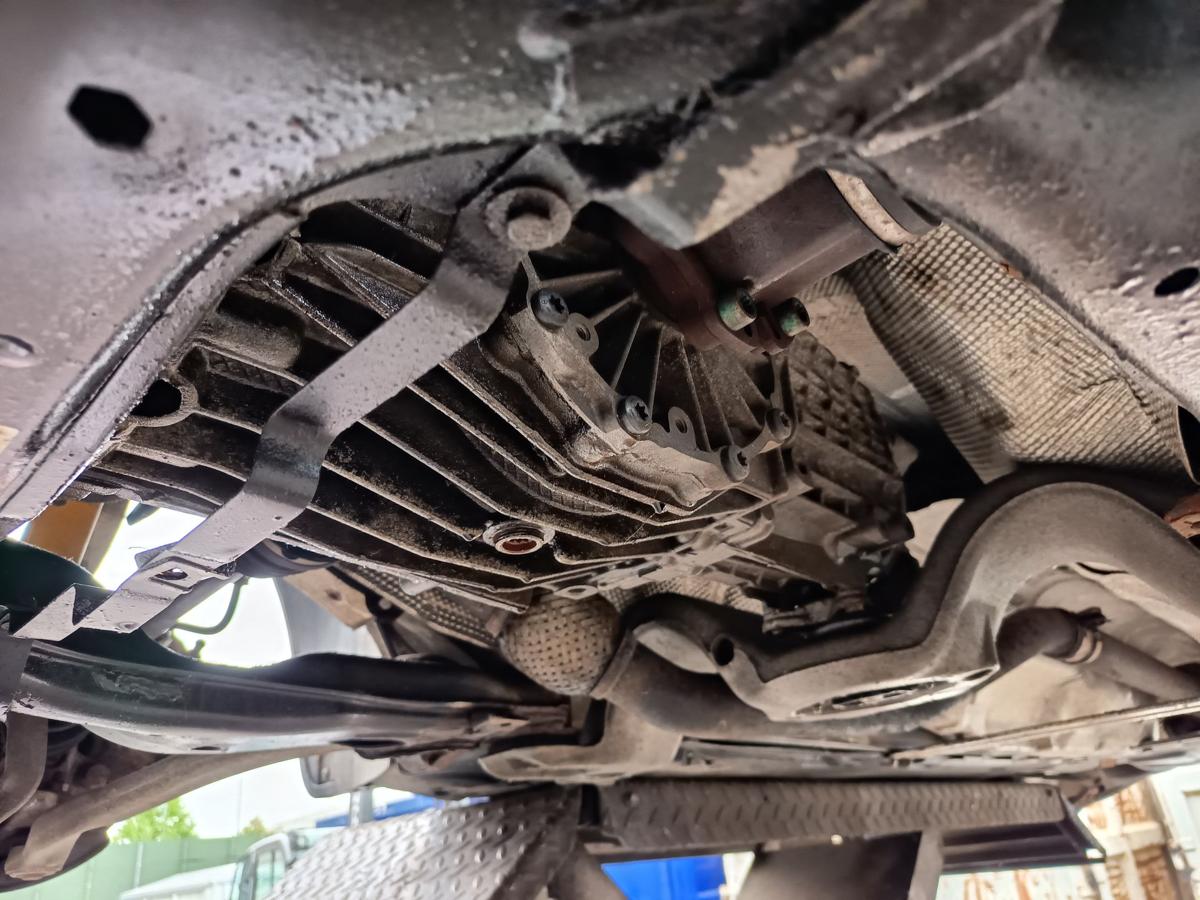 Audi A4 B7 original 5 Gang Schaltgetriebe HFD 186Tkm f&uuml;r 1,8T Bj 2007