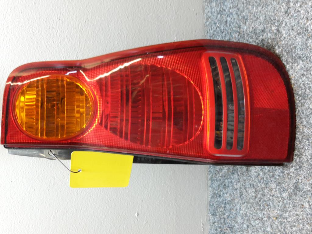 Hyundai Matrix (FC) 01-05 R&uuml;cklicht rechts R&uuml;ckleuchte Heckleuchte