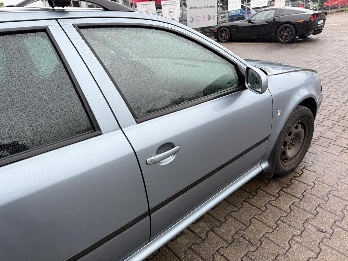 Skoda Octavia 1U original Tür vorn rechts LF7U Stonegreymetallic Rohbau BJ03