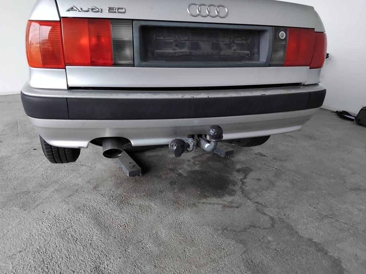 Audi 80 B4 Limousine orig Sto&szlig;stange Sto&szlig;f&auml;nger hinten BJ1992 LY7T Kristallsilber