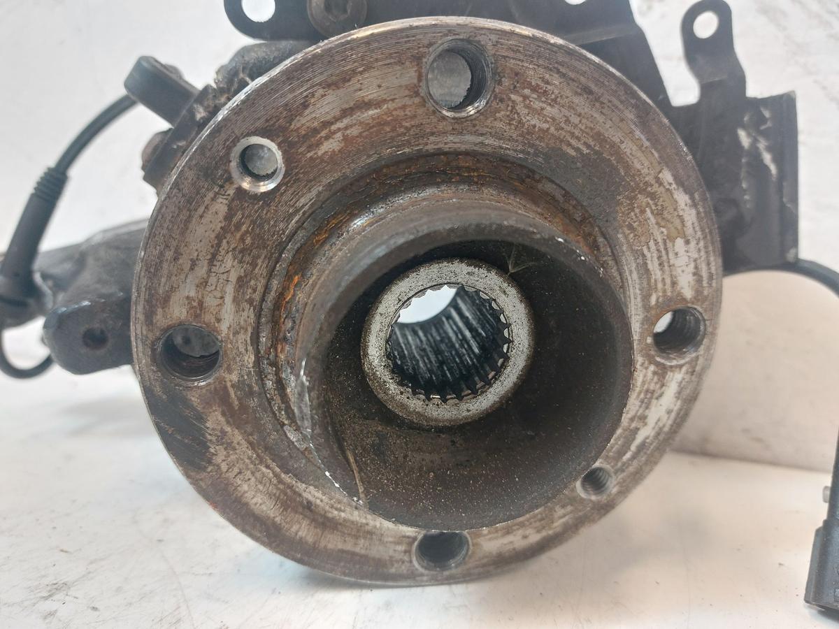 Renault Clio IV X98 TCe90 Achsschenkel vorn links Schwenklager Radlagergeh&auml;use