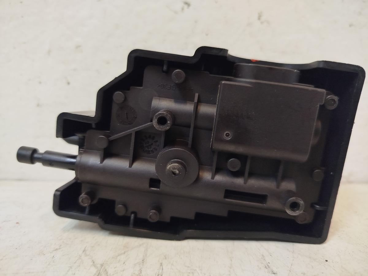 NIO ET7 Elektro Stellmotor Entriegelung Mittelarmlehne Armauflage Mittelkonsole