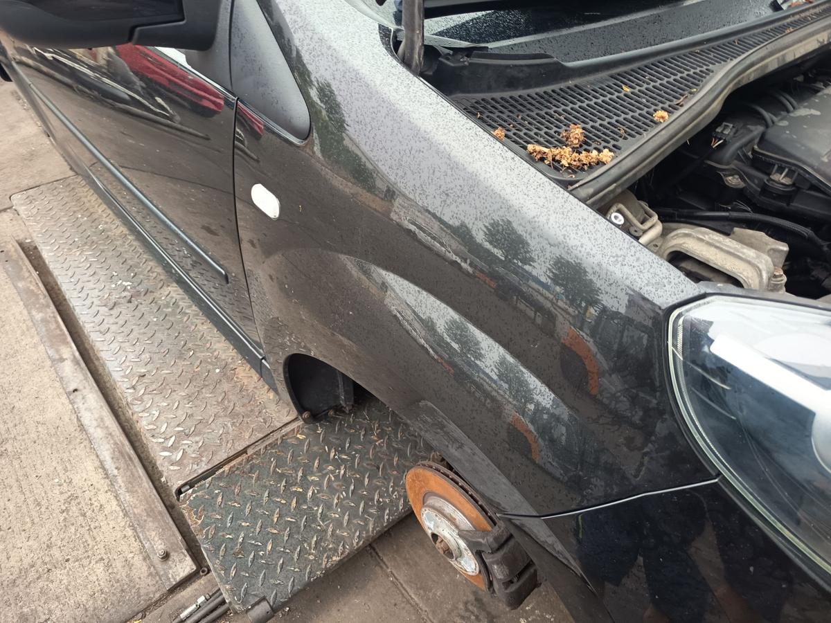 Renault Twingo II original Kotfl&uuml;gel rechts Seitenteil 676 Perlmuttschwarz