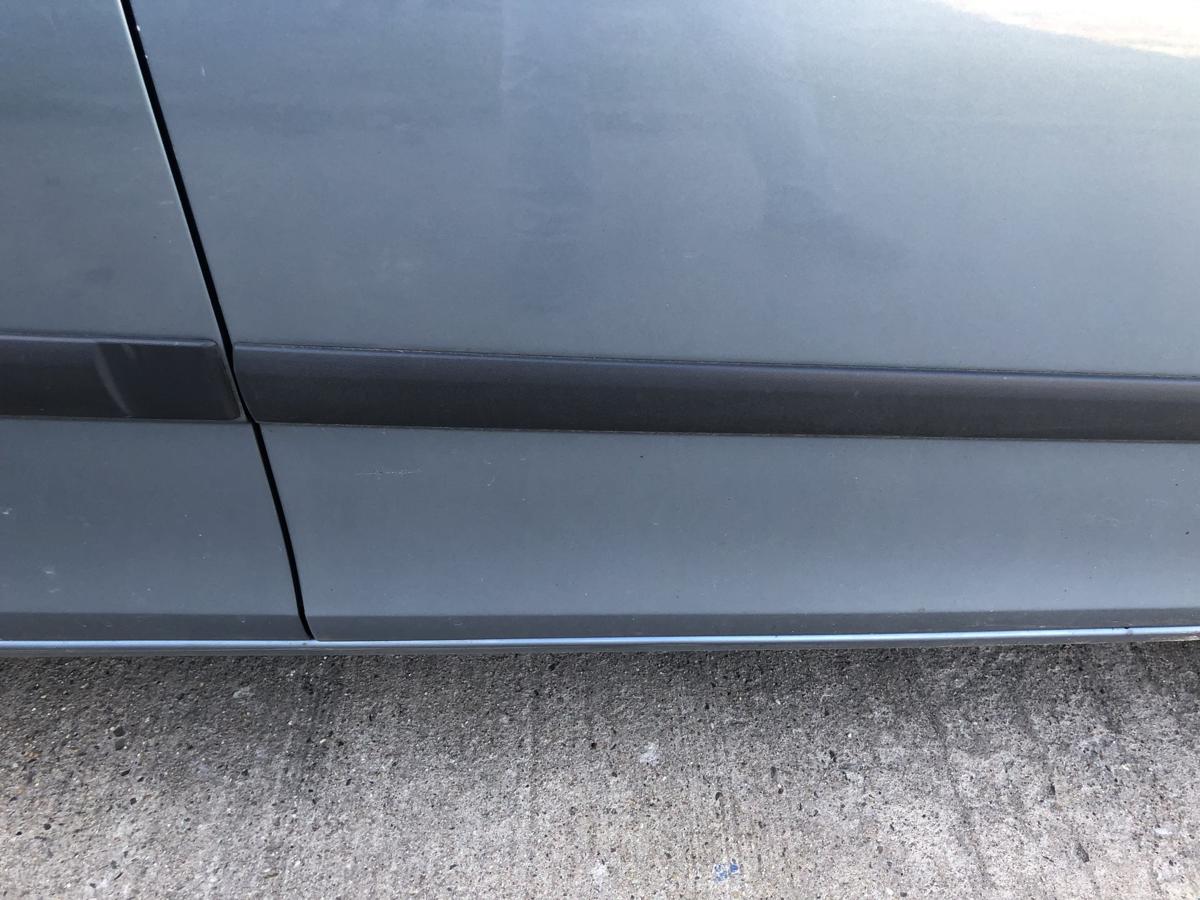 Skoda Fabia II 2 Typ 5J T&uuml;r vorn rechts Beifahrert&uuml;r im Rohbau LF5X Satin Grey