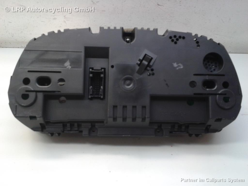 BMW 1er E87 BJ2008 Tacho Kombiinstrument 102493292 JOHNSON CONTROLS