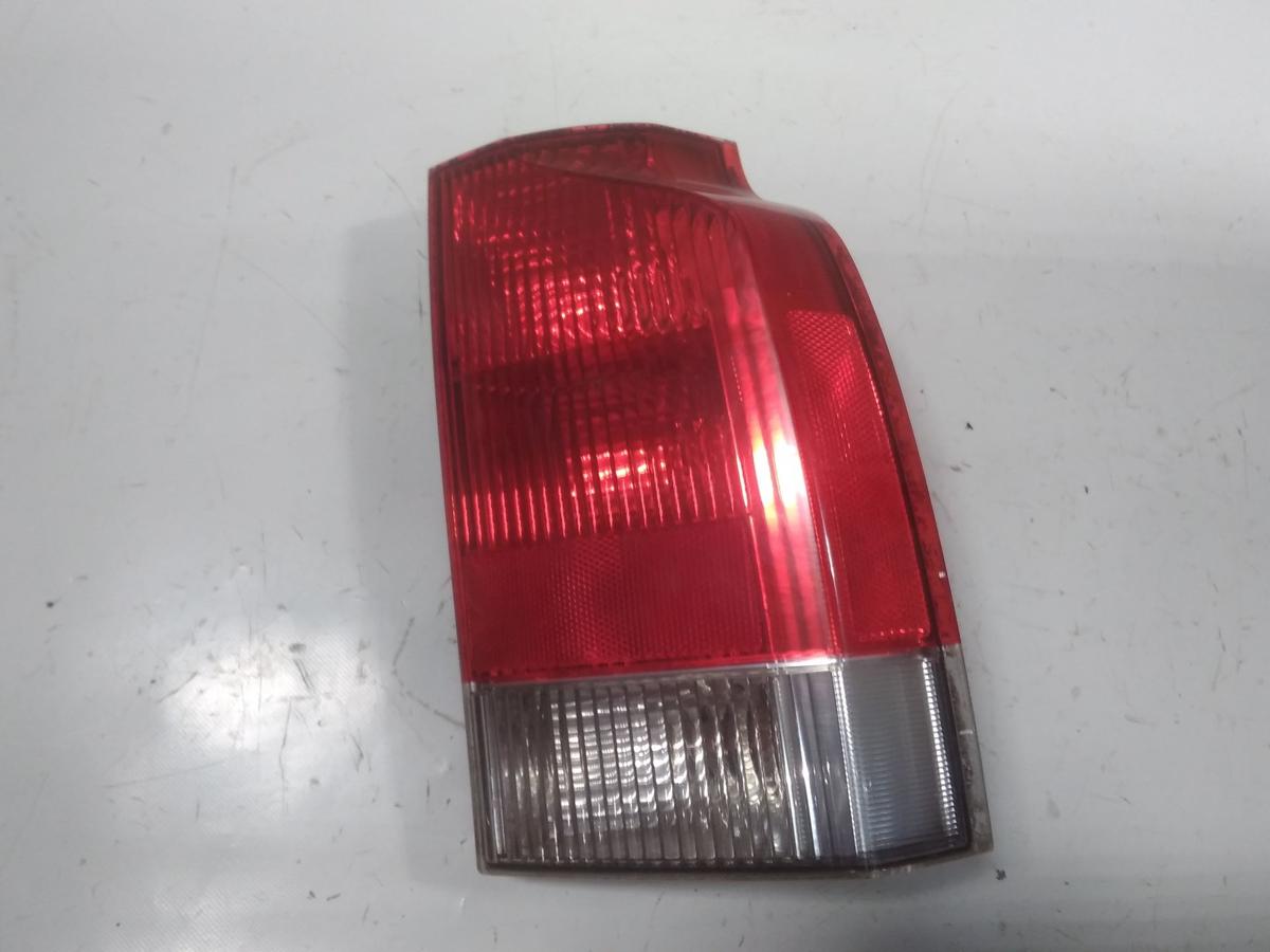Volvo V70 II original Rückleuchte Heckleuchte rechts unten Bj.2003