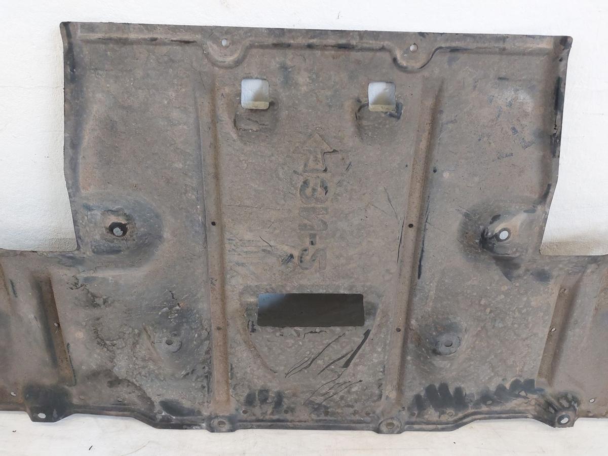 Nissan Leaf ZE1 40kWh Unterfahrschutz Unterbodenschutz Akkuschutz OEM Teilst&uuml;ck