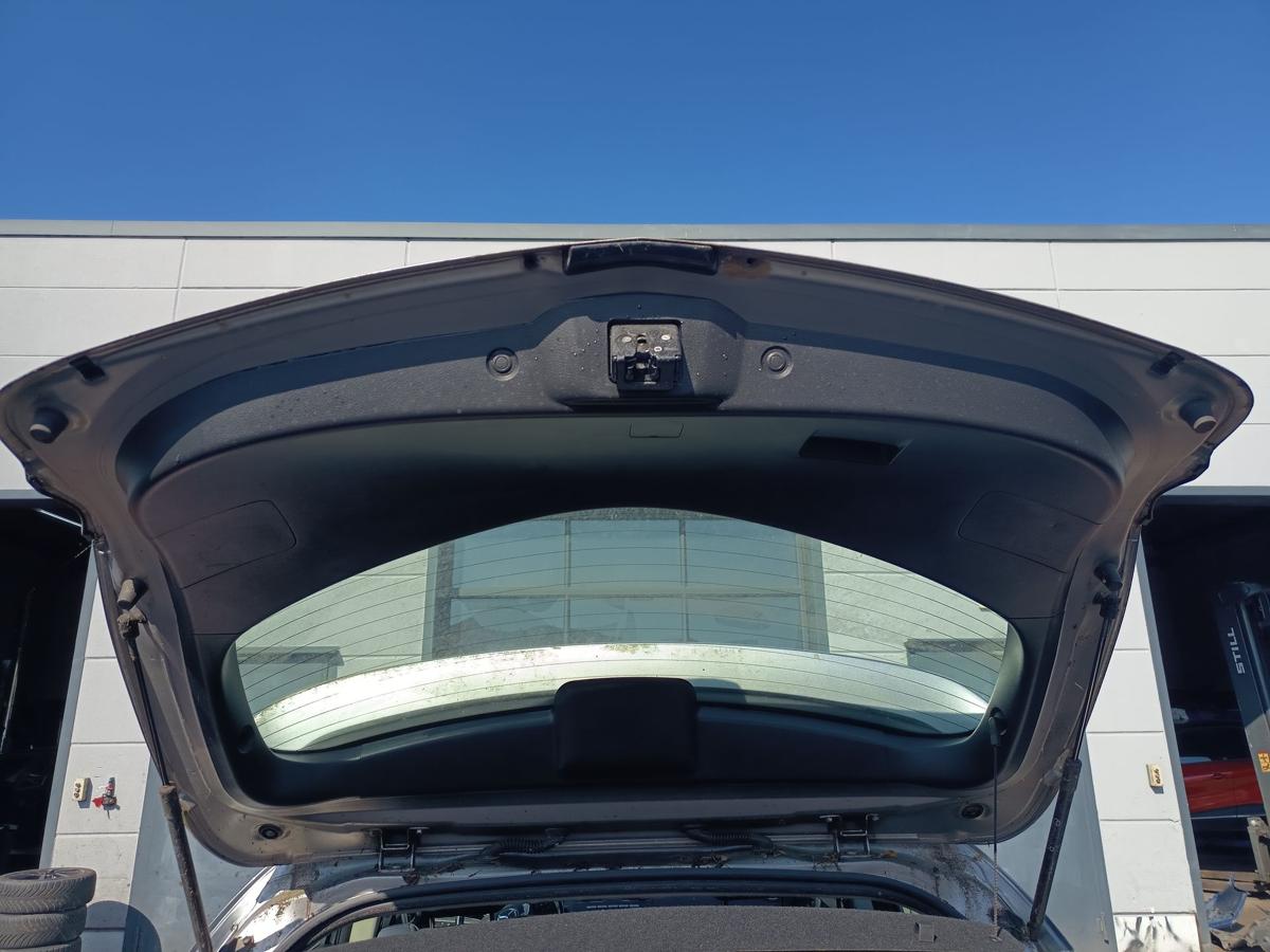 Mazda 3 BL original Heckklappe mit Scheibe 22V Satinsilber Baujahr 2010