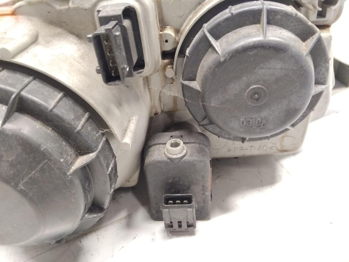 Saab 9-5 Kombi original Scheinwerfer links Valeo mit LWR Bj.1999