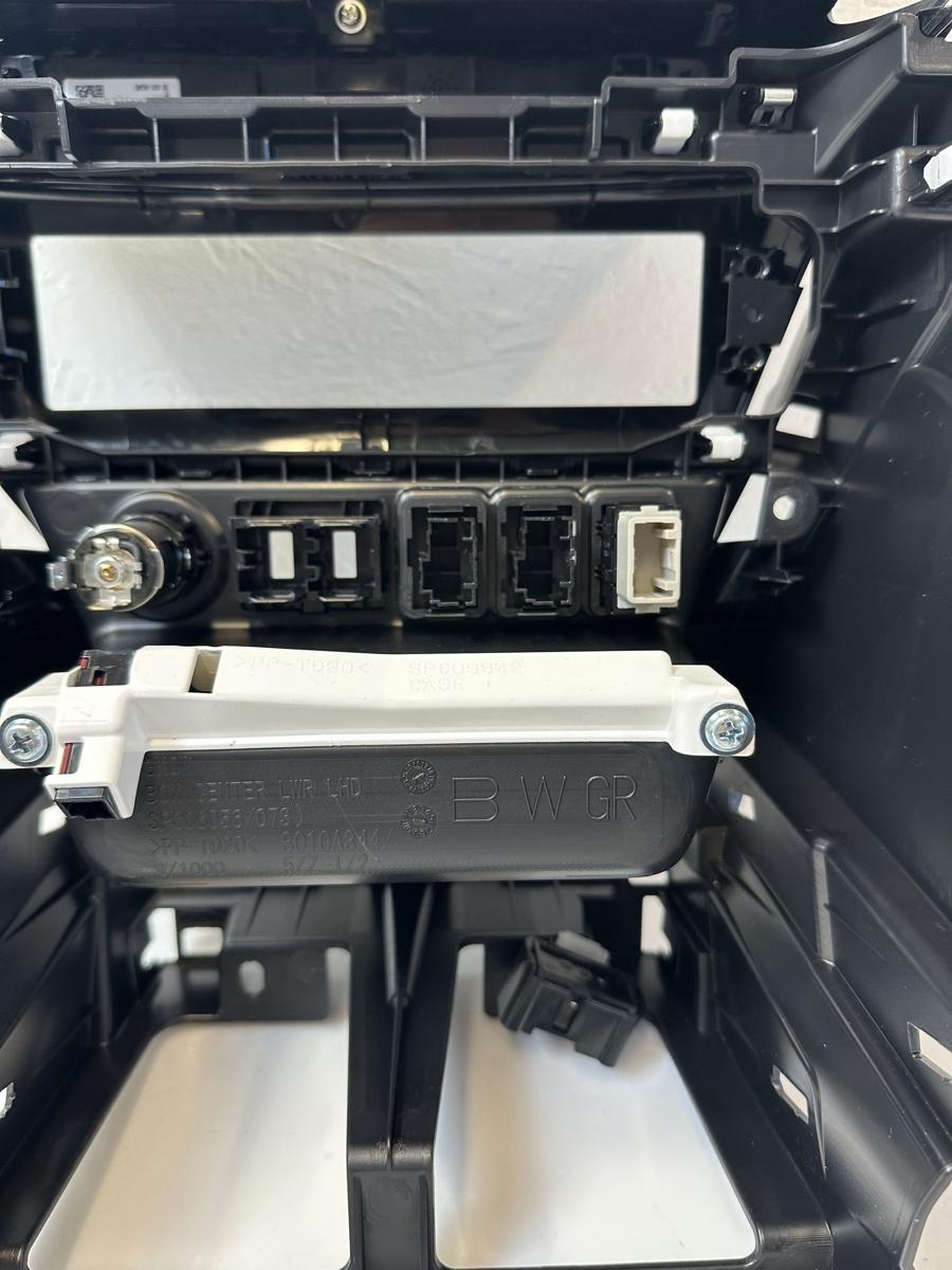 Mitsubishi Eclipse Cross GK0 ab21 Luftd&uuml;sen Luftduschen Mittelkonsole Ausstr&ouml;mer