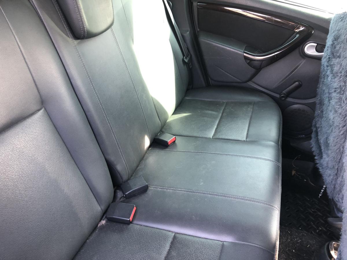 Dacia Duster 1 Typ HS R&uuml;cksitzbank Sitzbank R&uuml;ckbank Kunstleder Lederoptik