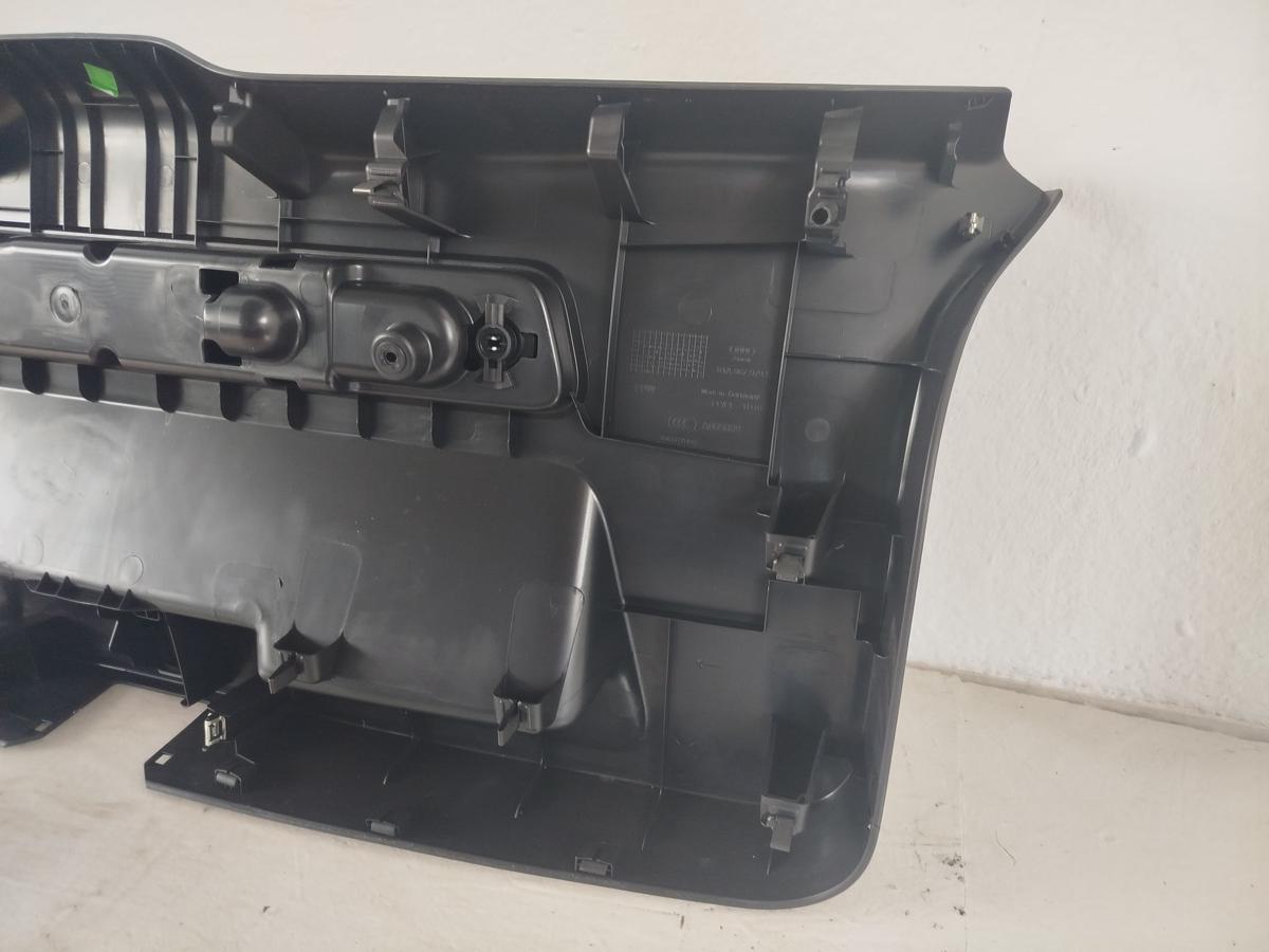 Audi Q2 Typ AG Innenverkleidung Heckklappe Heckklappenverkleidung