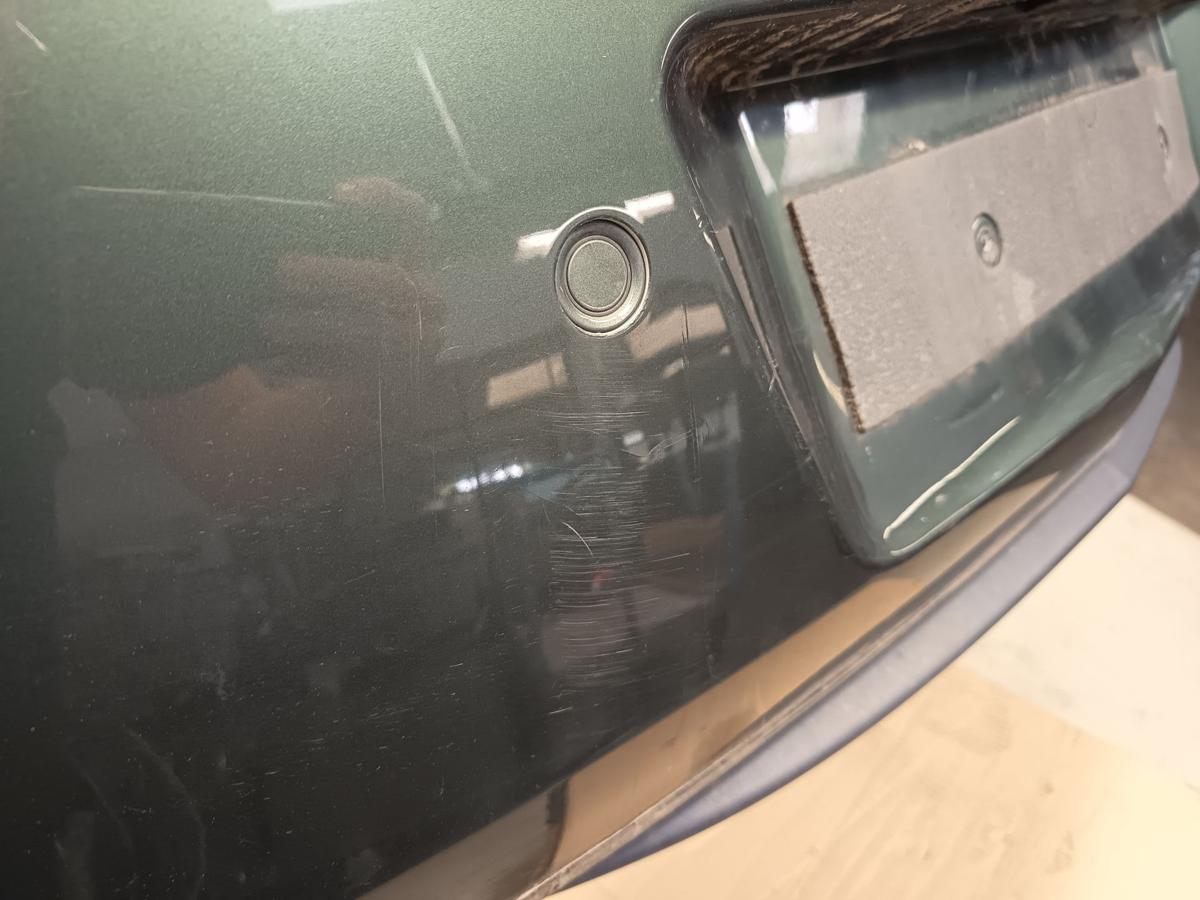 Opel Insignia A Limousine orig Sto&szlig;stange hinten Stossf&auml;nger Z30K Gr&uuml;n Bj 2009