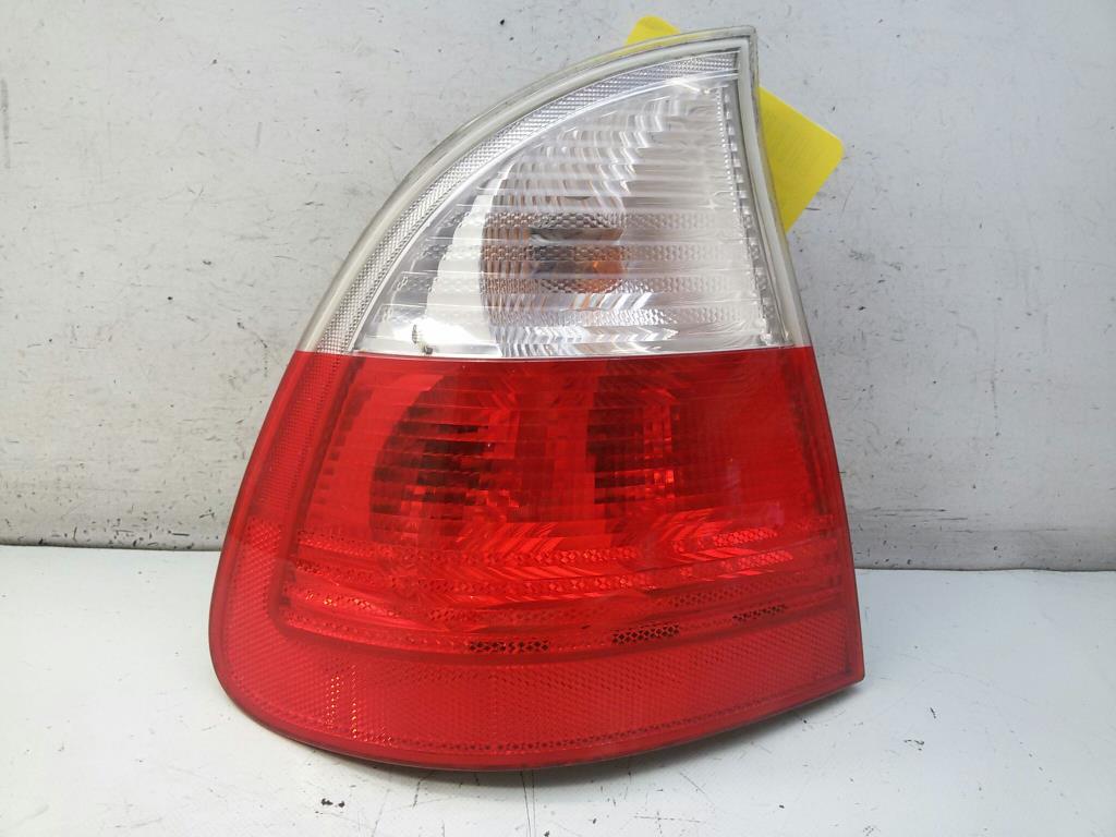 BMW 3-er E46 BJ2004 Rücklicht Rückleuchte links Kombi Touring 63216928387