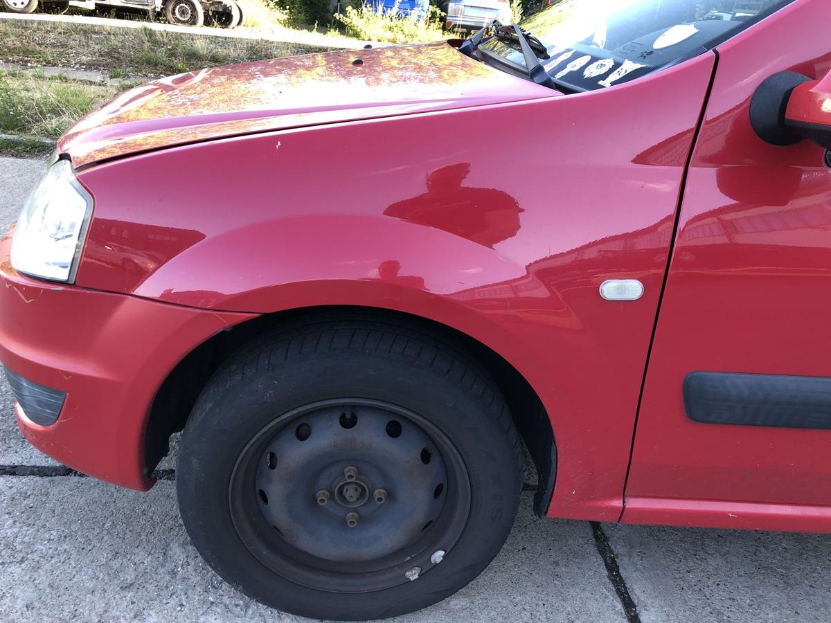 Dacia Logan MCV Kotfl&uuml;gel vorn links Fahrerseite Seitenwand OV21D Red Passion