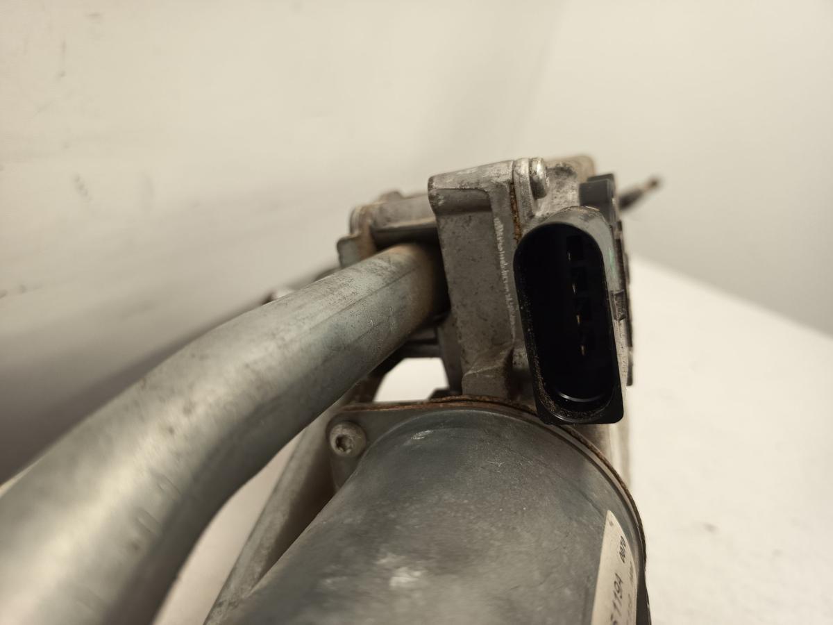 Audi A4 B8 8K original Wischermotor vorn/Front 8K1955023B mit Gest&auml;nge Bj 2009