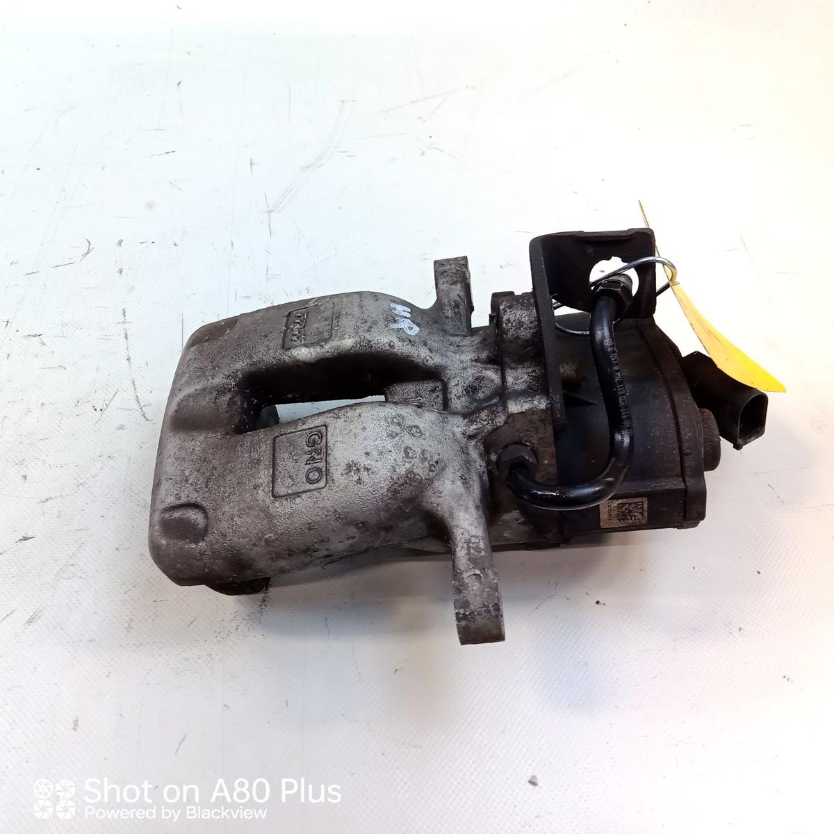 VW Passat 3C B6 Variant original Bremssattel Hinterachse rechts 282x12mm Bj.2009