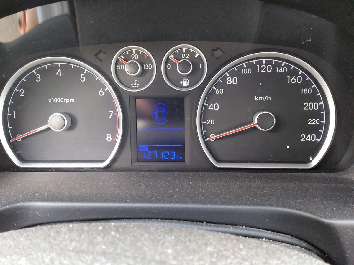 Hyundai i30cw FD 5-Gang Schaltgetriebe T9J5G 1.4 77kw Laufleistung 127123km BJ09